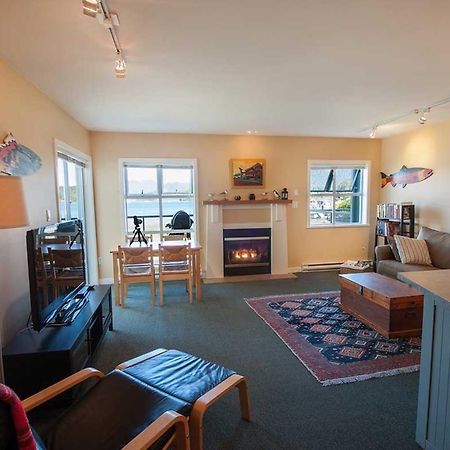 Luxury Oceanfront Condo By Onlybc 104 Tofino Exteriér fotografie