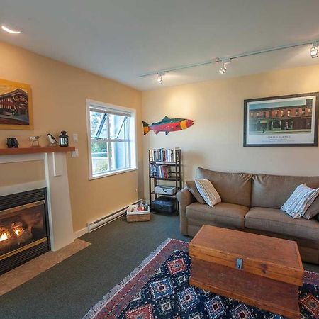 Luxury Oceanfront Condo By Onlybc 104 Tofino Exteriér fotografie
