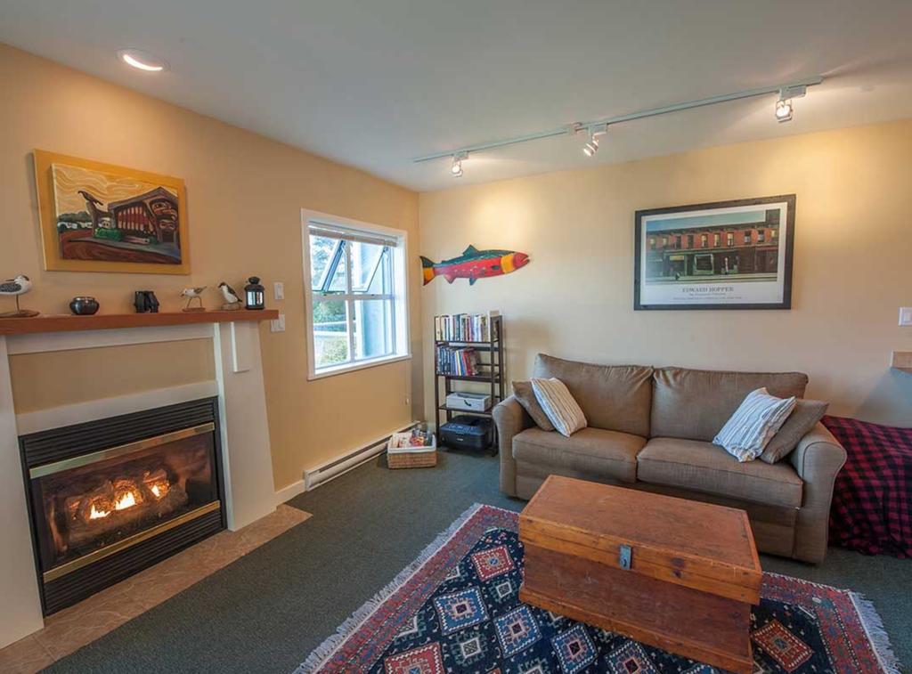 Luxury Oceanfront Condo By Onlybc 104 Tofino Exteriér fotografie