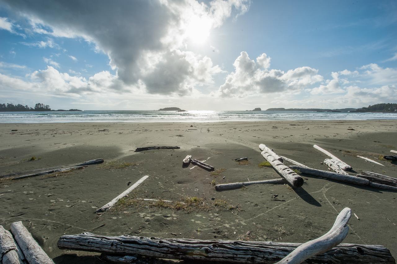 Luxury Oceanfront Condo By Onlybc 104 Tofino Pokoj fotografie